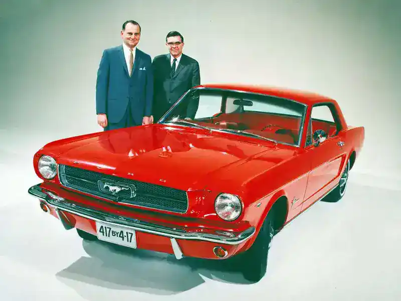 Mustang-Slide-Desktop
