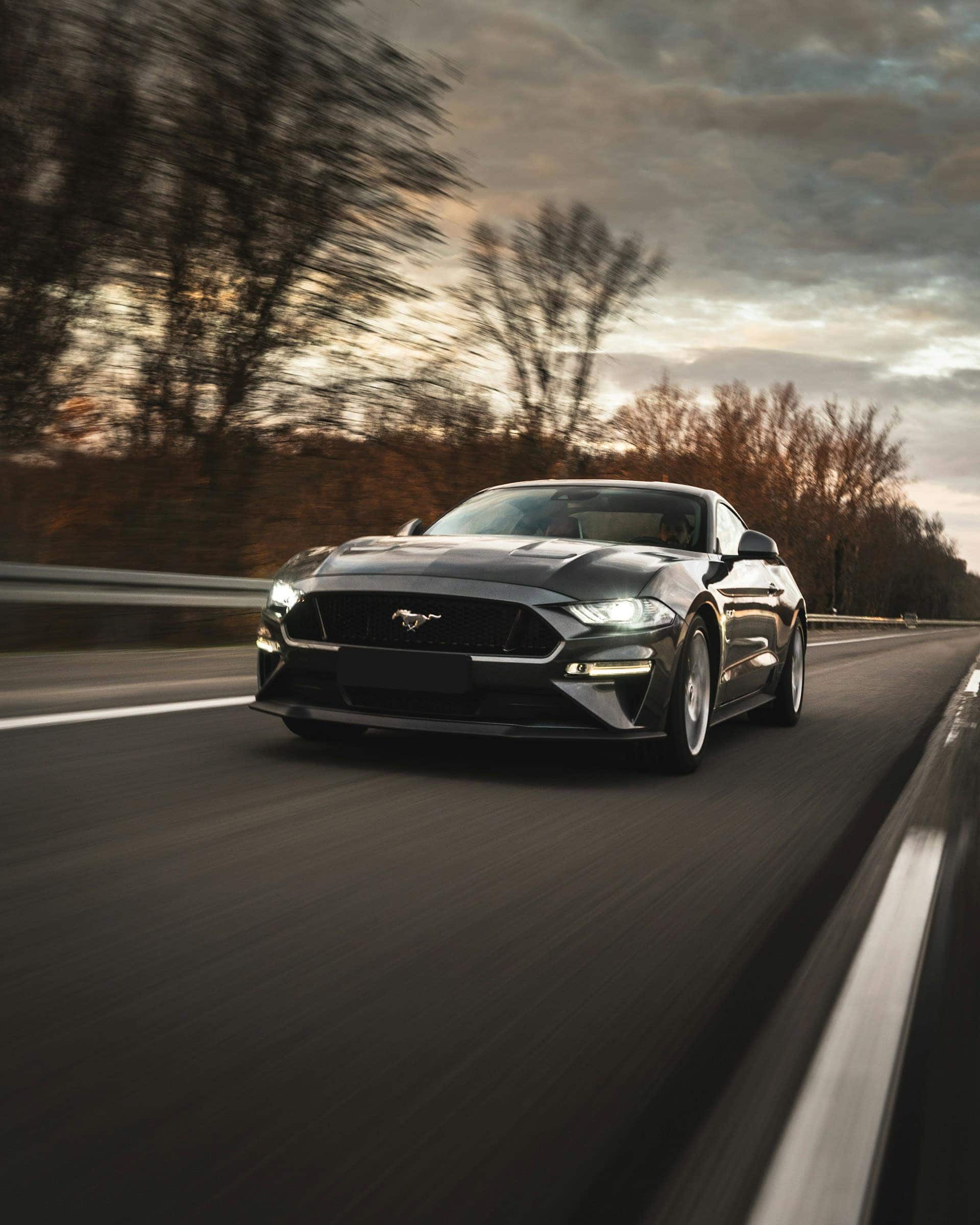 Mustang-Slide-Desktop